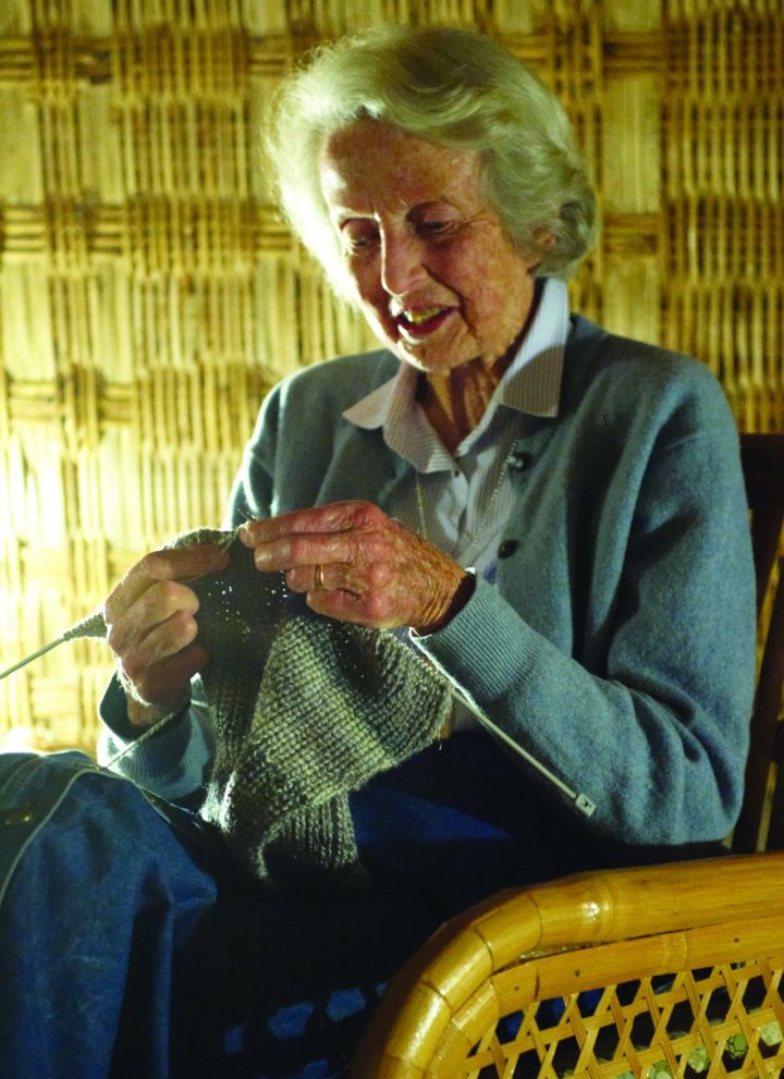 177504_10151036016379168_1267520777_o